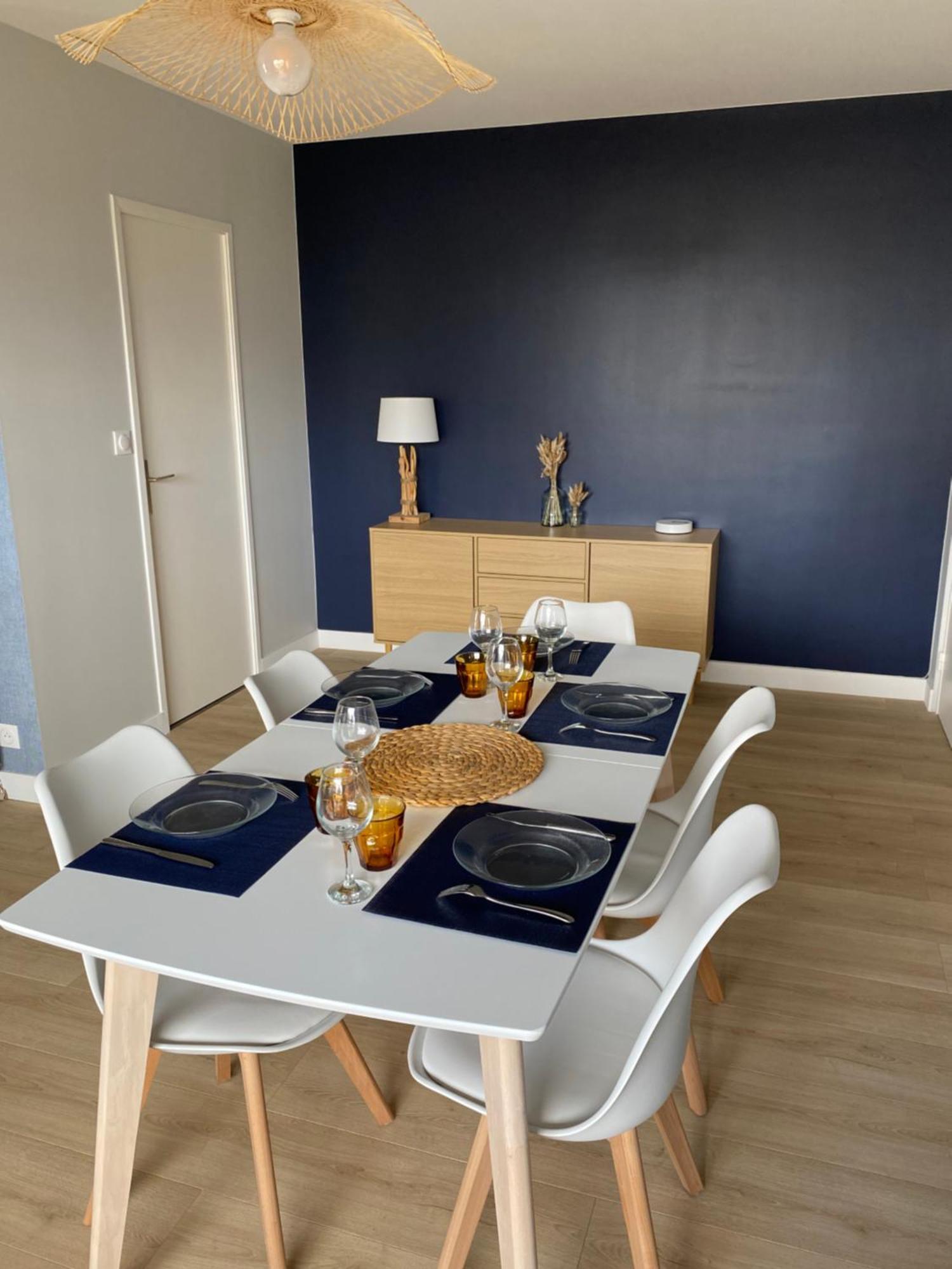 Appartement 65M2 Avec Balcon Vues Partielles Mer A 150M De La Plage Et Centre, Wifi Et Parking Prive Блонвил-сюр-Мер Екстериор снимка