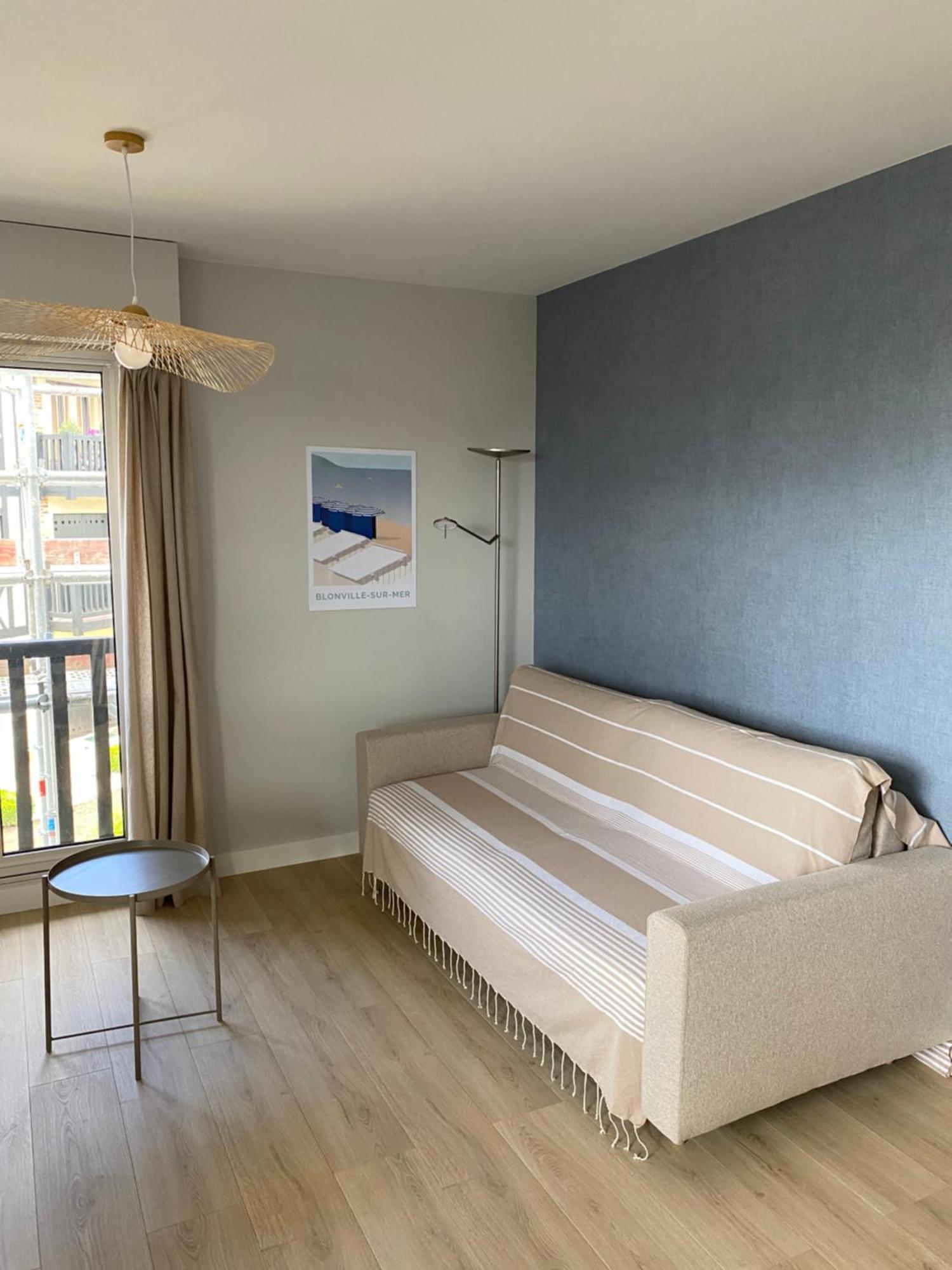 Appartement 65M2 Avec Balcon Vues Partielles Mer A 150M De La Plage Et Centre, Wifi Et Parking Prive Блонвил-сюр-Мер Екстериор снимка