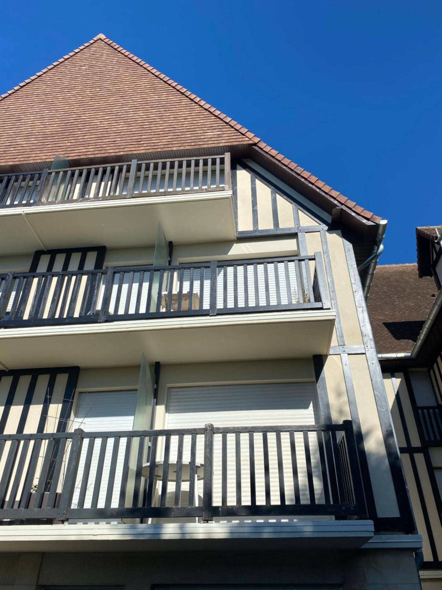 Appartement 65M2 Avec Balcon Vues Partielles Mer A 150M De La Plage Et Centre, Wifi Et Parking Prive Блонвил-сюр-Мер Екстериор снимка